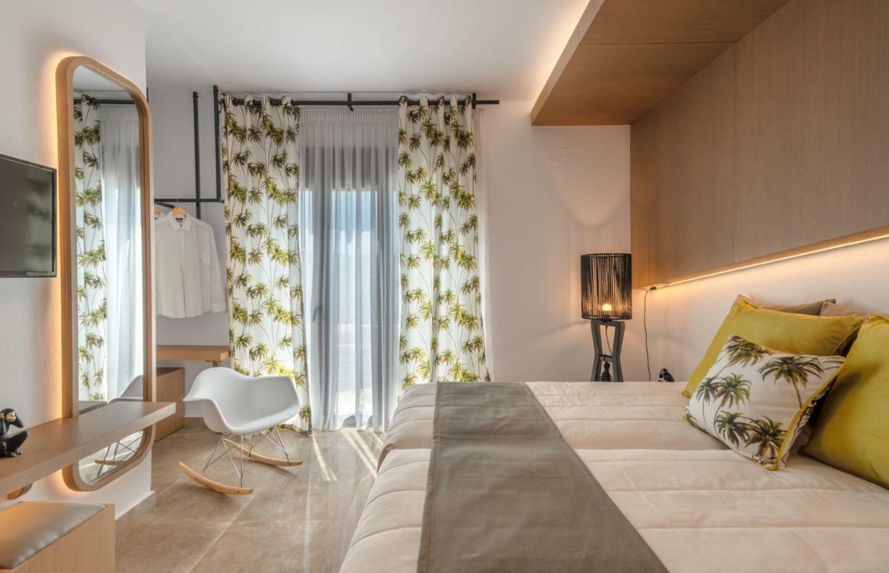Ivoni Villa, An Iconic Summer Retreat, By Thinkvilla Perama  Exterior photo